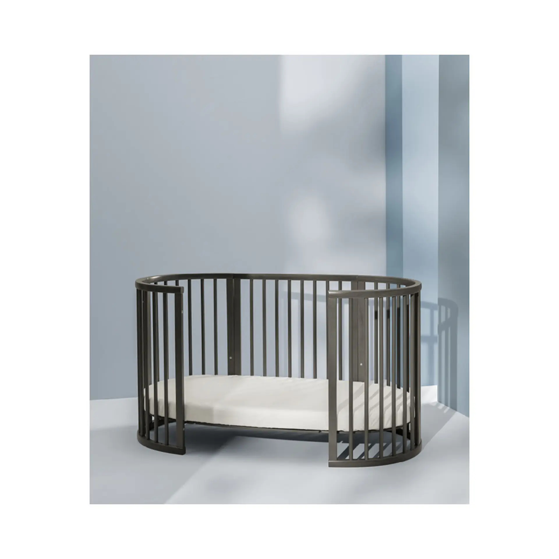 Stokke Sleepi™ Bed Extension V3 - Image 4